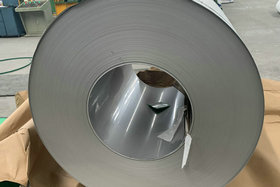 Tira de aço inoxidável laminada a frio (0.2 mm-8 mm)